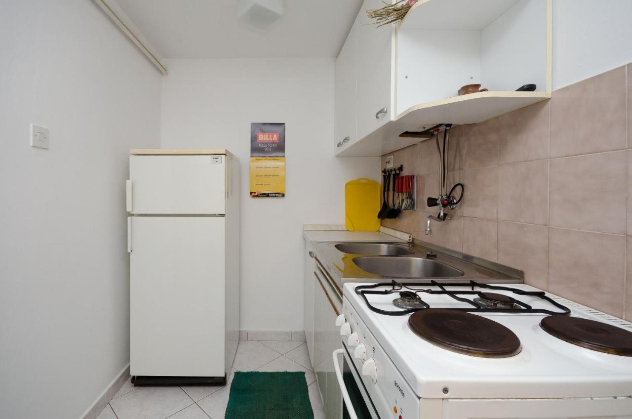 Apartments Milan Пореч Экстерьер фото